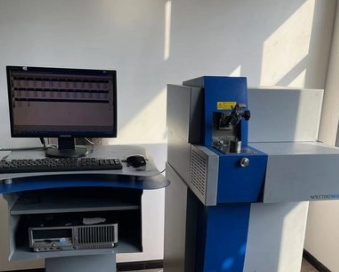 Desktop spectrometer